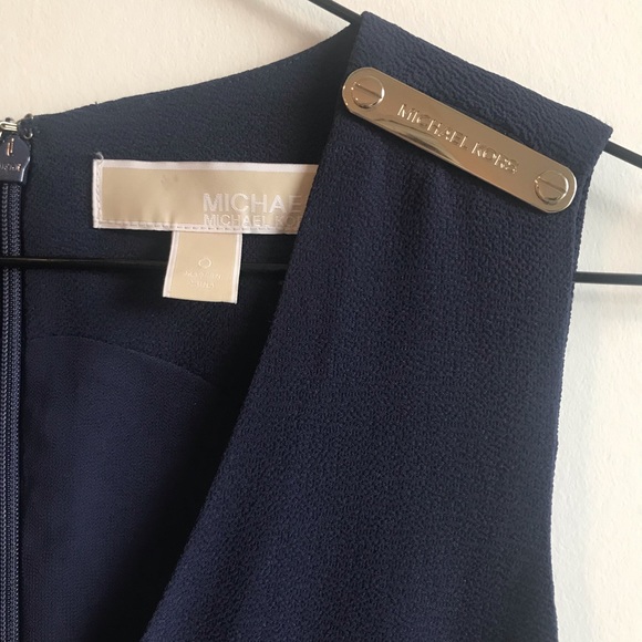 Micheal Kors Navy Sleeveless V-Neck Belted Jumpsuit - Picture 4 of 9